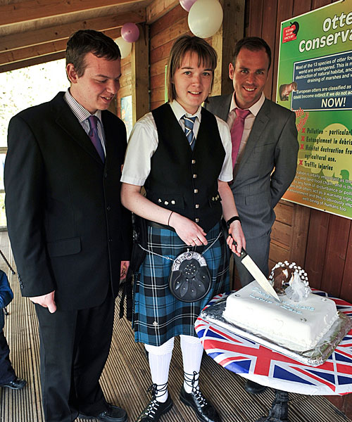 Otter Couple Seal The Knot!